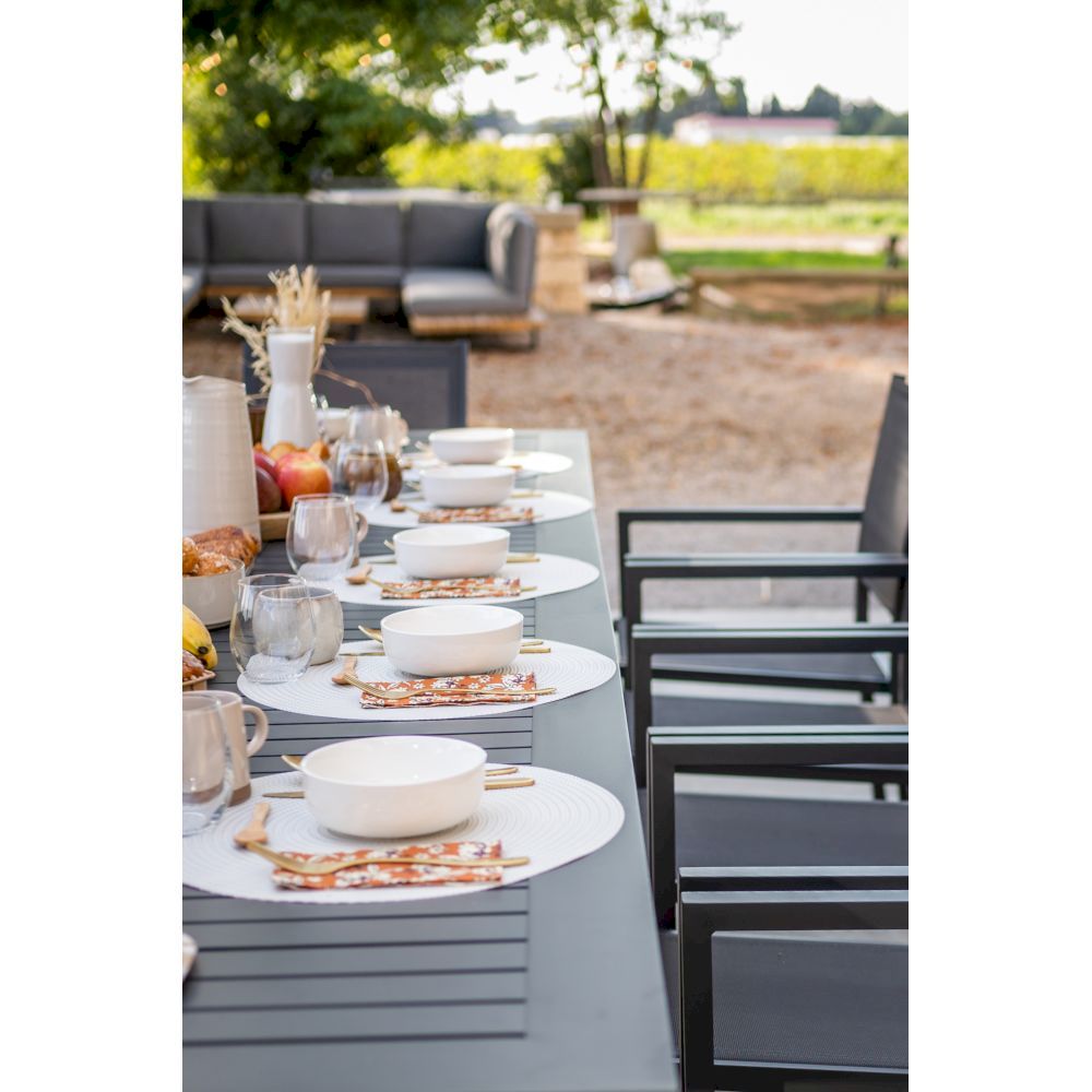 Ensemble de table à manger Corfu extensible avec 6 chaises Sakura Grey